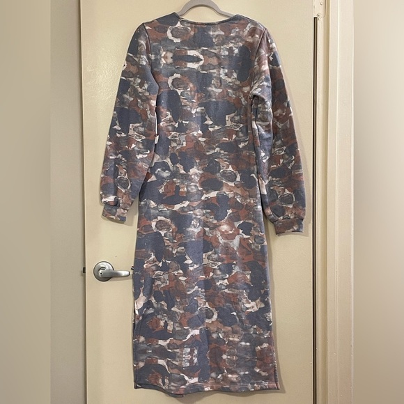 SOL ANGELES x ANTHROPOLOGIE Watercolor Camo Dress - Picture 3 of 6